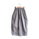 HARVESTY / CIRCUS PANTS グレー