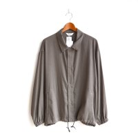 STILL BY HAND / BL02252