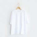 STILL BY HAND / CS08252