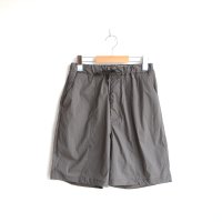 STILL BY HAND / PT02252