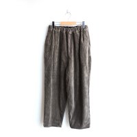 STILL BY HAND / PT03253