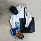 OTHER3: STILL BY HAND / SH00221