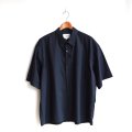 STILL BY HAND / SH01251