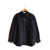 STILL BY HAND / SH03254