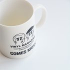 MORE DEDAIL2: COMESANDGOES / COMES & VINYL MAGAZINE MUG
