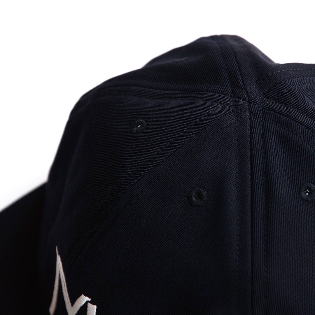 画像: COMESANDGOES / NY CAP