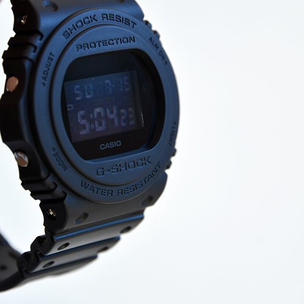 画像: CASIO / G-SHOCK DW-5750E-1BJF