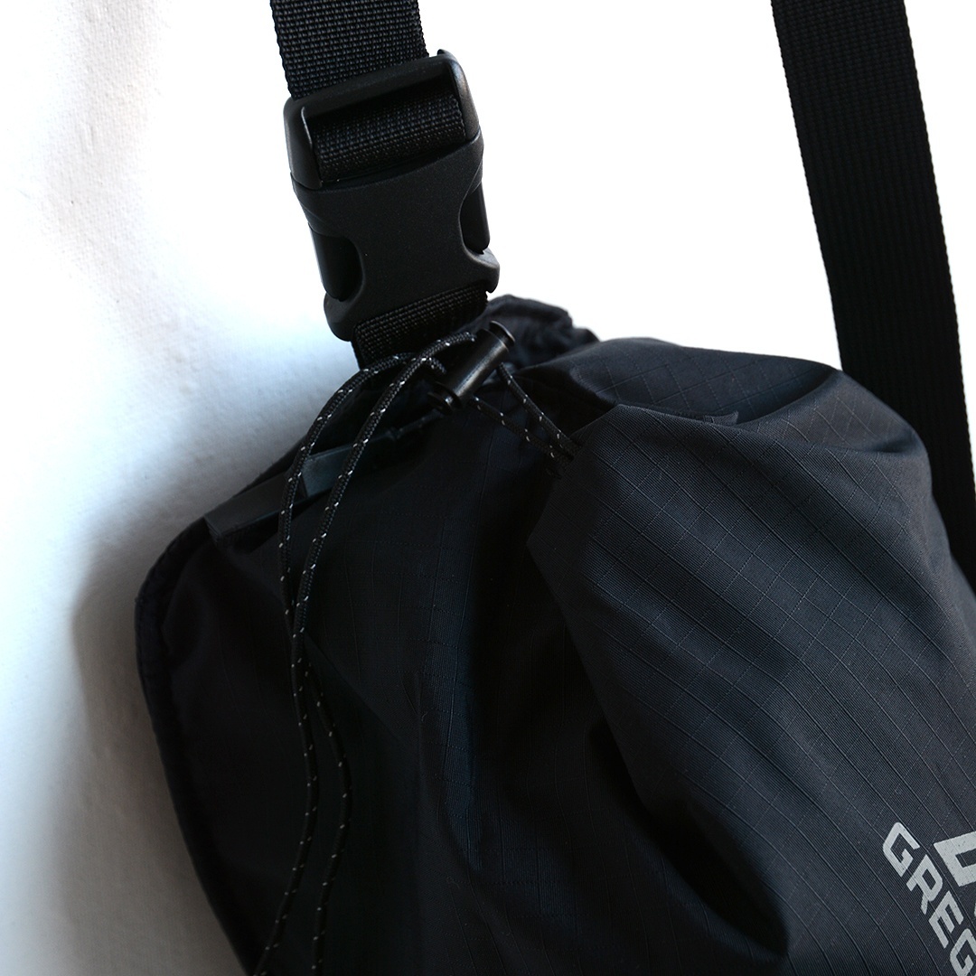 画像: GREGORY / AEROLITE LUMBAR PACK