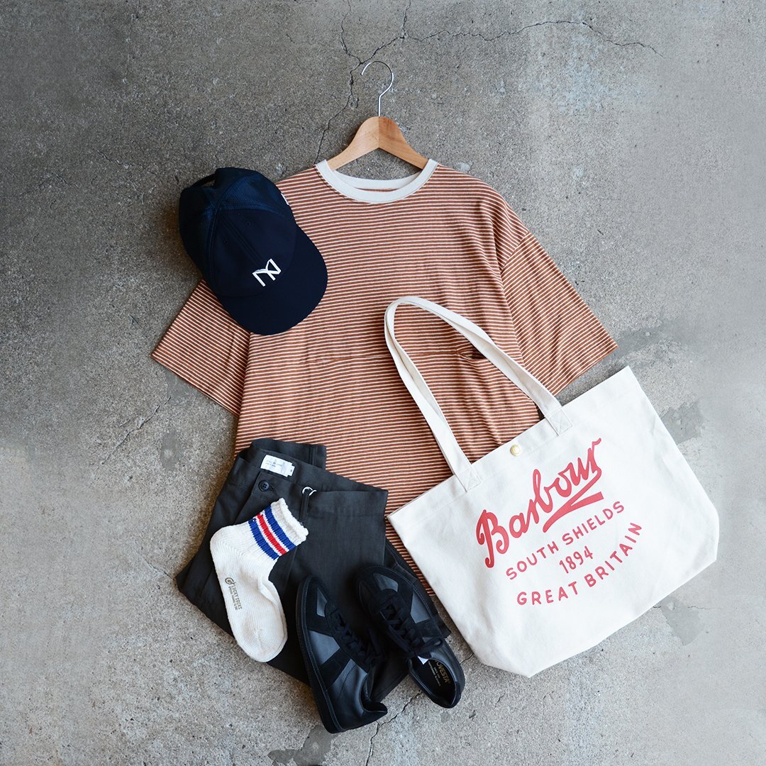 画像: BARBOUR/Script LOGO TOTE BAG (261UBA0752）