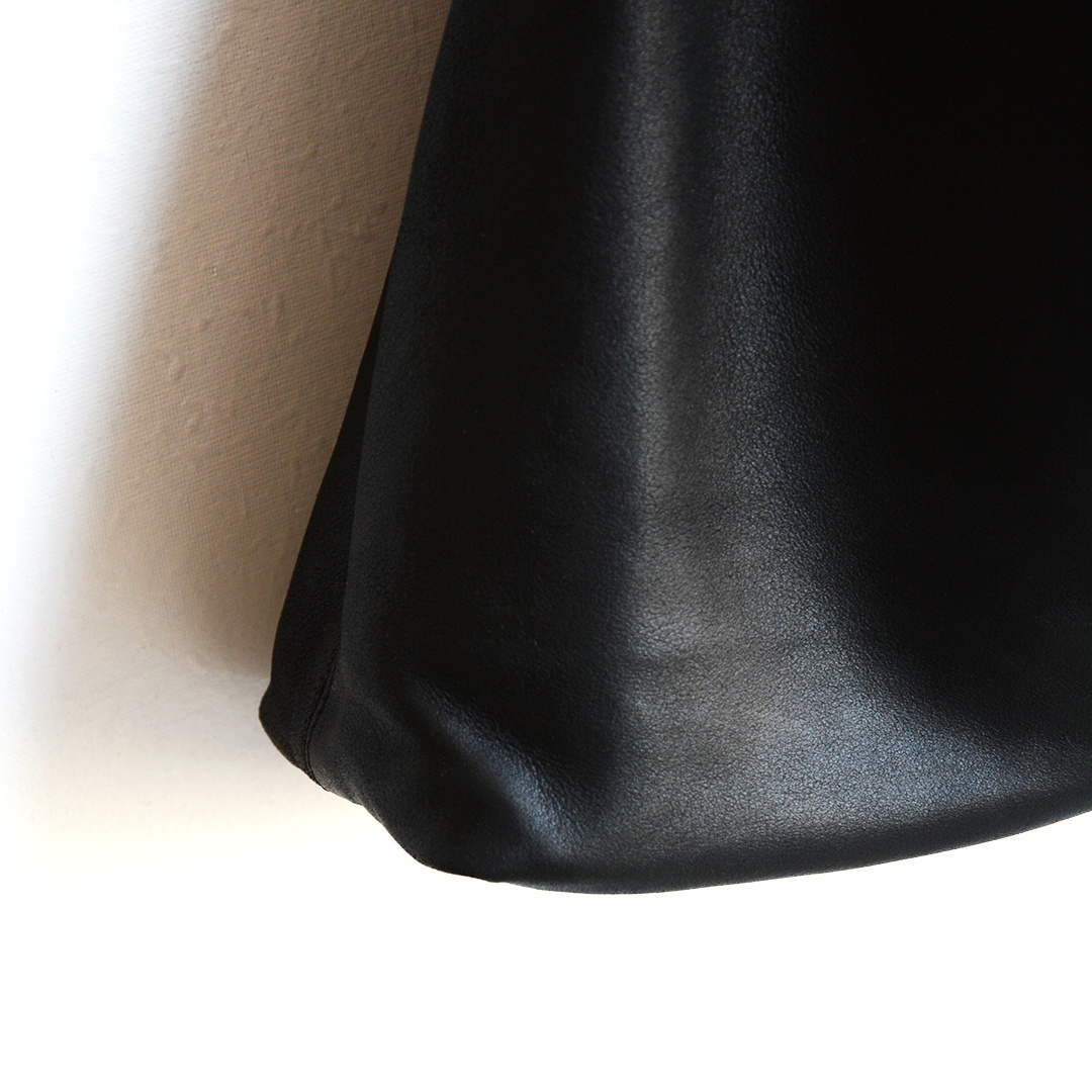 画像: Morphée / TRIANGLE SHOULDER (M size)