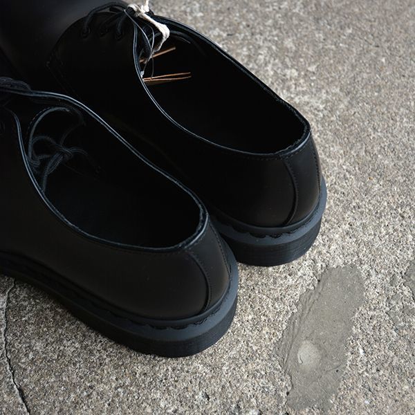 画像: Dr.Martens / CORE 1461 MONO 3ホールシューズ