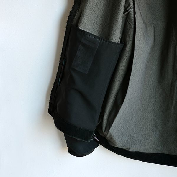 画像: KLATTERMUSEN/Mithr Jacket