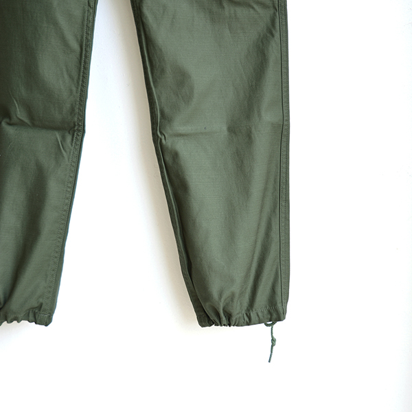 画像: GRAMiCCi / BACK SATIN CARGO PANTS