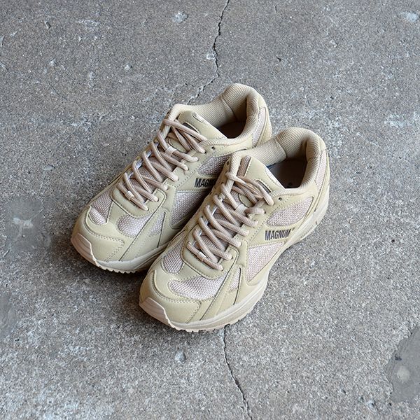 Hi-tec Magnum イギリス軍 白 size8【デットストック】（HI-TEC