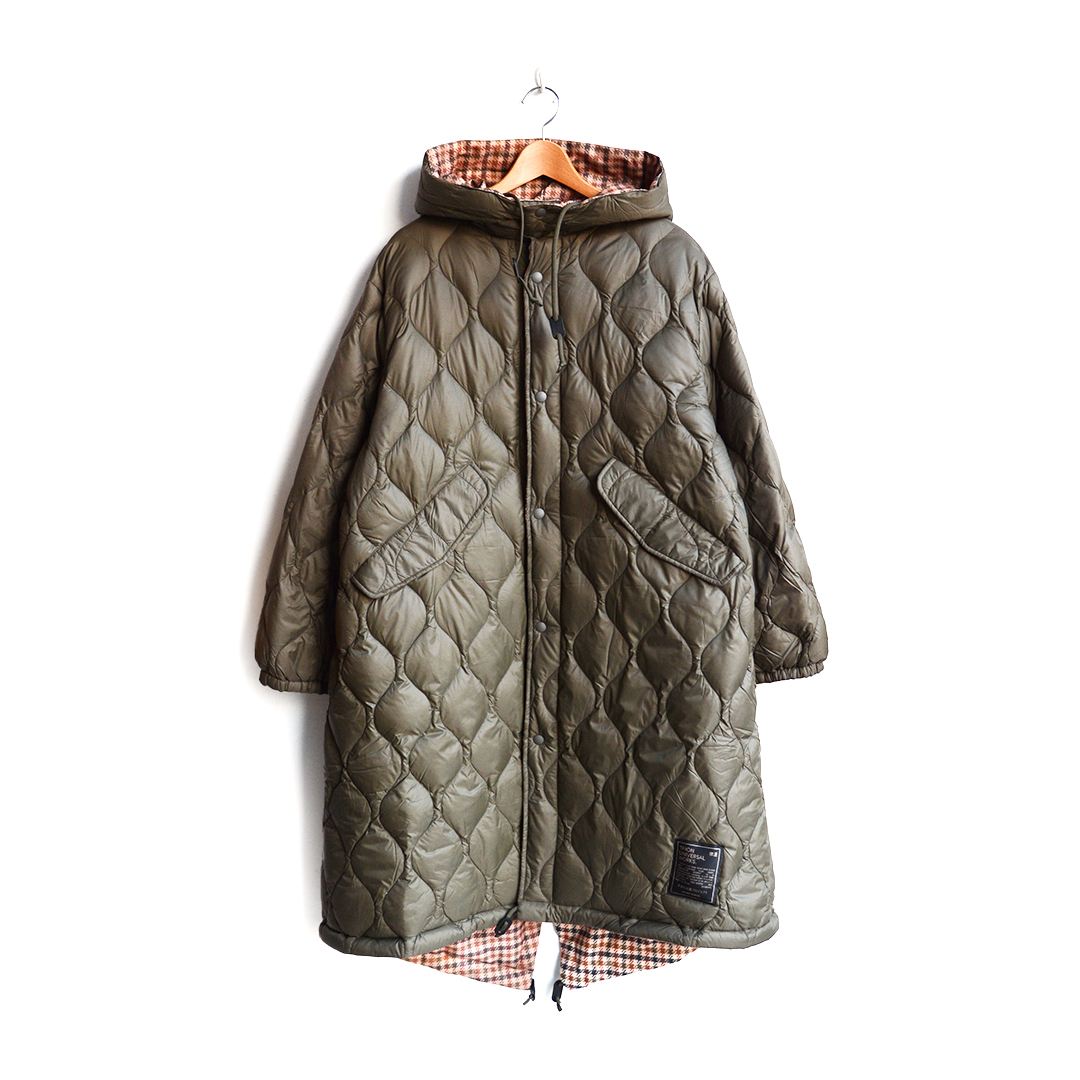 画像1: Universal works ×TAION  /  リバーシブル ダウン モッズコート(UW-T-R106MJ)