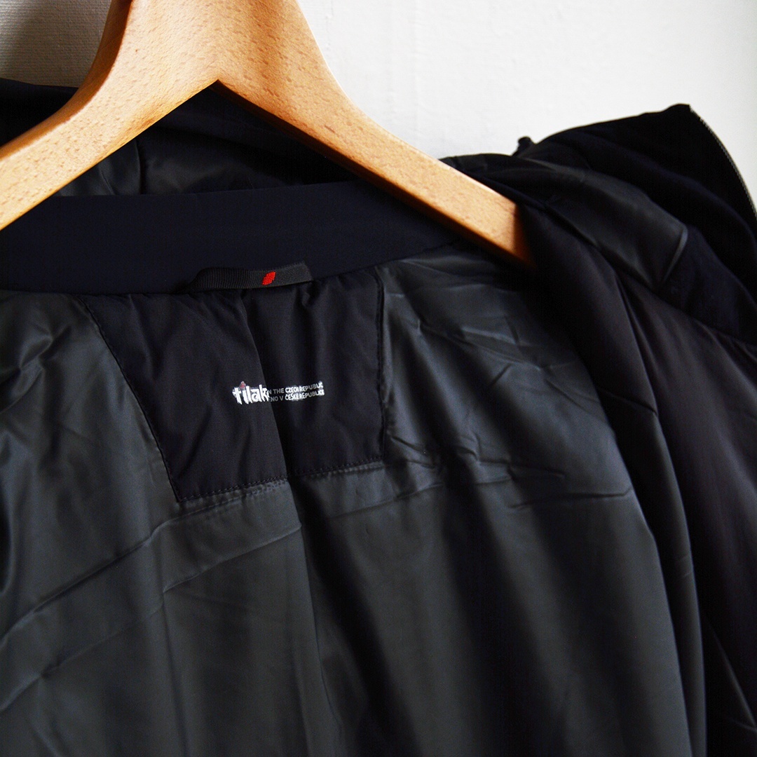 画像: tilak/Svalbard Jacket