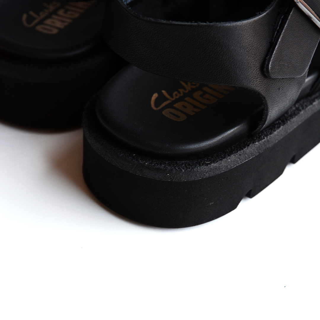 画像: Clarks Originals / Meare Buckle.