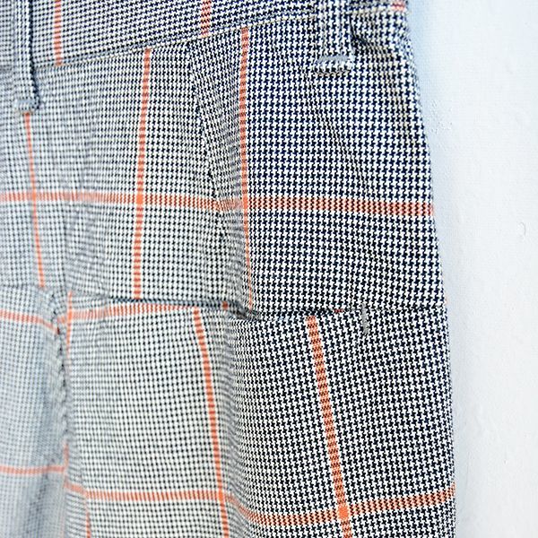 画像: HARVESTY / CHECK-PATTERN EGG TUCKED PANTS